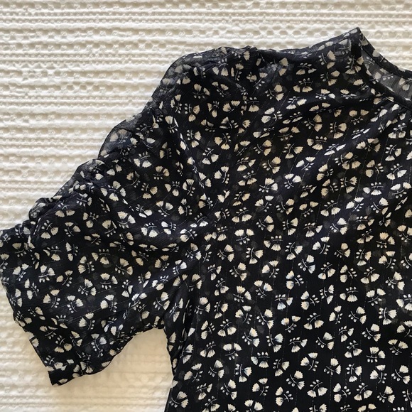 J. Crew Ruched-Sleeve Sparkle Floral Top sz Small - Picture 2 of 6